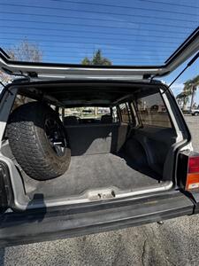 1993 Jeep Cherokee Sport   - Photo 10 - Riverside, CA 92505