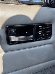 1993 Jeep Cherokee Sport   - Photo 14 - Riverside, CA 92505