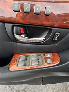 2005 Lexus LS 430   - Photo 13 - Riverside, CA 92505