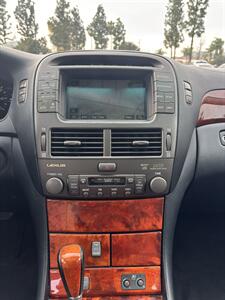 2005 Lexus LS 430   - Photo 9 - Riverside, CA 92505