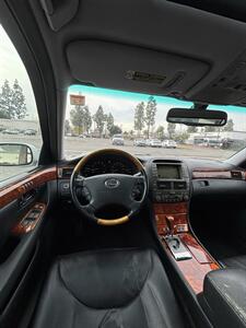 2005 Lexus LS 430   - Photo 12 - Riverside, CA 92505