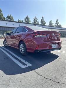 2018 Hyundai SONATA SE   - Photo 4 - Riverside, CA 92505