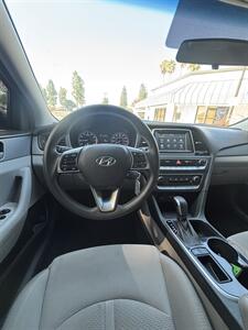 2018 Hyundai SONATA SE   - Photo 12 - Riverside, CA 92505
