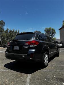 2011 Subaru Outback 2.5i Limited   - Photo 3 - Anaheim, CA 92805