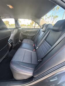 2015 Toyota Camry SE   - Photo 7 - Riverside, CA 92505