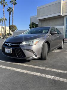 2015 Toyota Camry SE   - Photo 2 - Riverside, CA 92505
