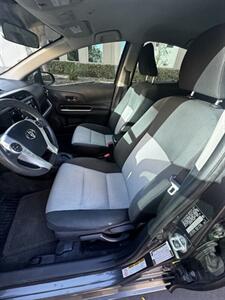 2015 Toyota Prius c One   - Photo 6 - Anaheim, CA 92805