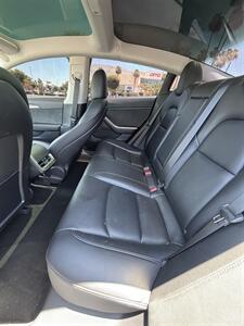 2021 Tesla Model 3 Long Range - Photo 10 - Riverside, CA 92505