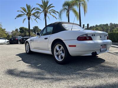 2000 BMW Z3 2.3   - Photo 2 - Anaheim, CA 92805