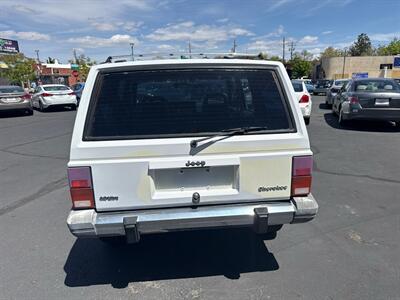 1990 Jeep Cherokee Laredo   - Photo 6 - Riverside, CA 92505