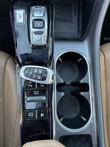 2020 Hyundai SONATA Limited   - Photo 17 - Riverside, CA 92505