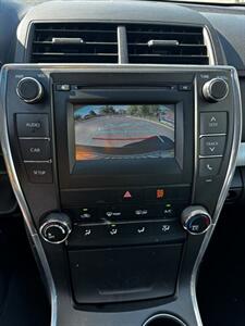 2015 Toyota Camry SE   - Photo 9 - Riverside, CA 92505