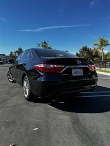 2015 Toyota Camry SE   - Photo 4 - Riverside, CA 92505