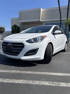 2016 Hyundai ELANTRA GT   - Photo 2 - Riverside, CA 92505