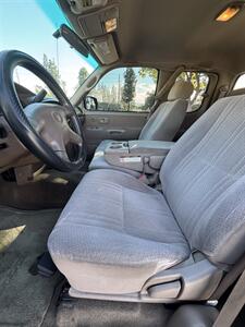 2001 Toyota Tundra SR5   - Photo 6 - Riverside, CA 92505