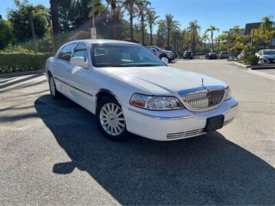 2005 Lincoln Town Car Signature Limited   - Photo 1 - Riverside, CA 92505