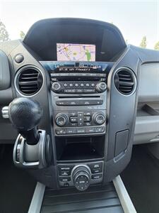2013 Honda Pilot Touring   - Photo 12 - Riverside, CA 92505