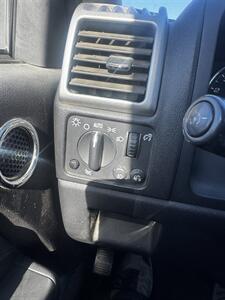 2009 Chevrolet Colorado LT - Photo 9 - Riverside, CA 92505