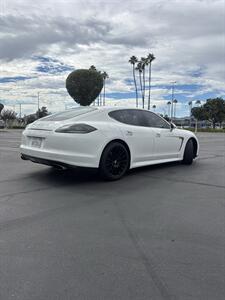 2013 Porsche Panamera 4   - Photo 4 - Riverside, CA 92505