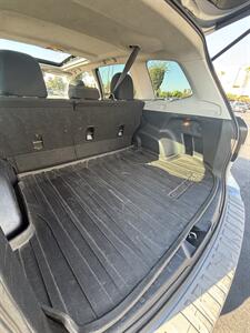 2017 Subaru Forester 2.5i Premium   - Photo 8 - Riverside, CA 92505
