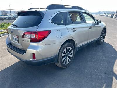 2015 Subaru Outback 2.5i Limited   - Photo 5 - Riverside, CA 92505