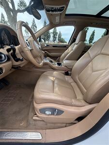 2014 Porsche Cayenne S Hybrid - Photo 8 - Riverside, CA 92505