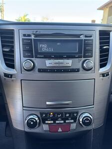 2013 Subaru Outback 2.5i Premium - Photo 11 - Riverside, CA 92505