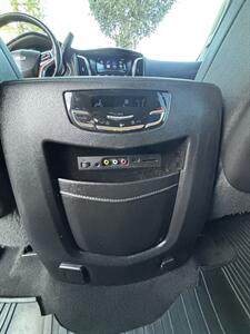 2016 Cadillac Escalade Premium Collection 4x4   - Photo 21 - Riverside, CA 92505