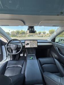 2022 Tesla Model Y Long Range 7 Passenger   - Photo 13 - Riverside, CA 92505