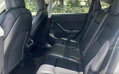 2022 Tesla Model Y Long Range - Photo 6 - Riverside, CA 92505