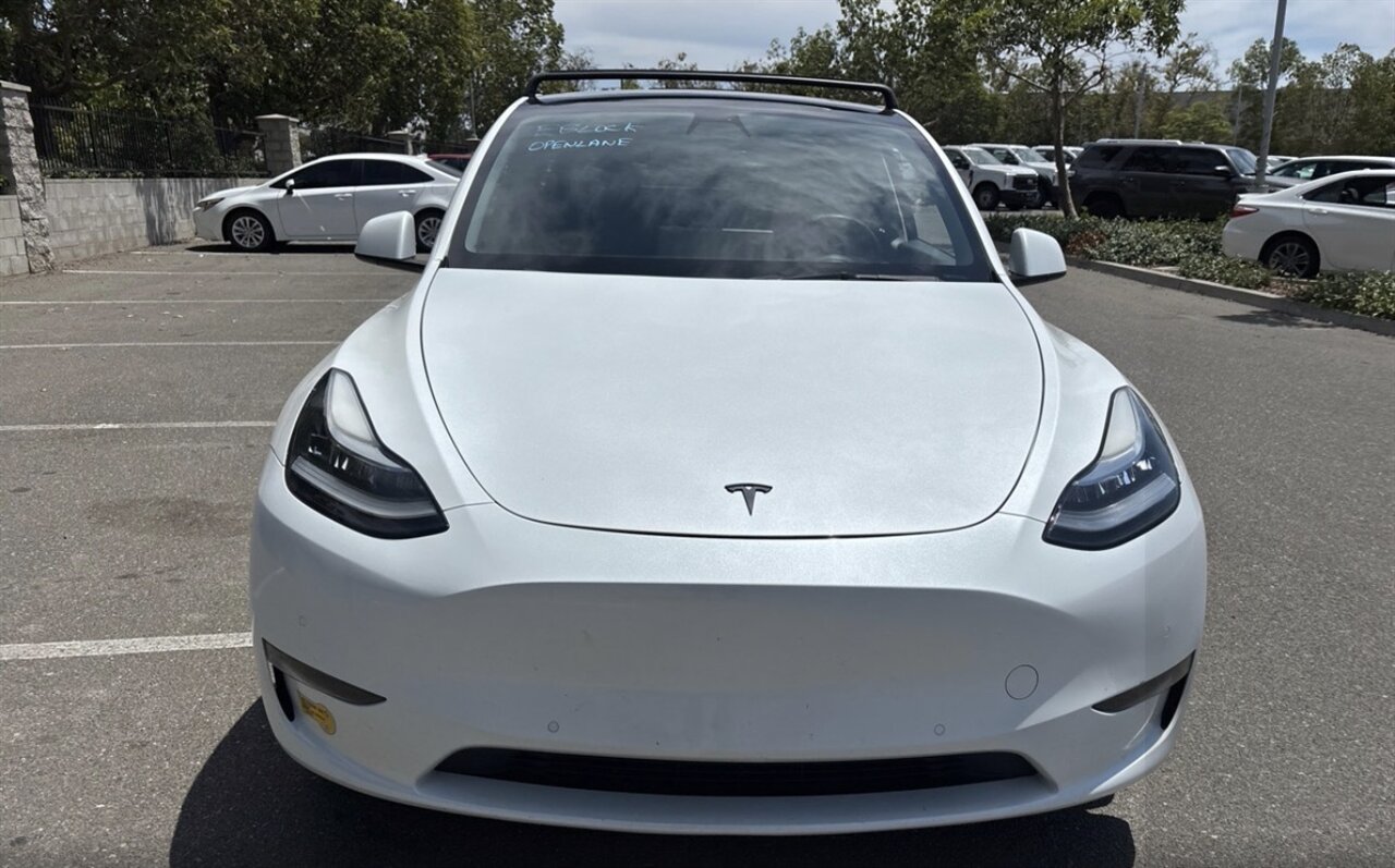2022 Tesla Model Y Long Range   - Photo 1 - Riverside, CA 92505