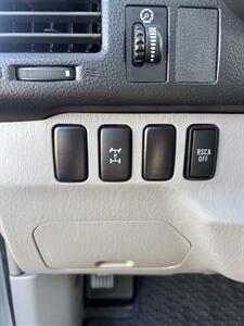 2006 Toyota 4Runner SR5 4x4 - Photo 15 - Riverside, CA 92505