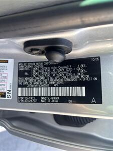 2006 Toyota 4Runner SR5 4x4 - Photo 14 - Riverside, CA 92505