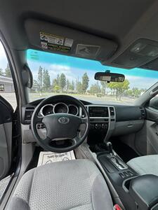 2003 Toyota 4Runner SR5   - Photo 10 - Riverside, CA 92505