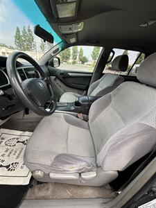 2003 Toyota 4Runner SR5   - Photo 8 - Riverside, CA 92505