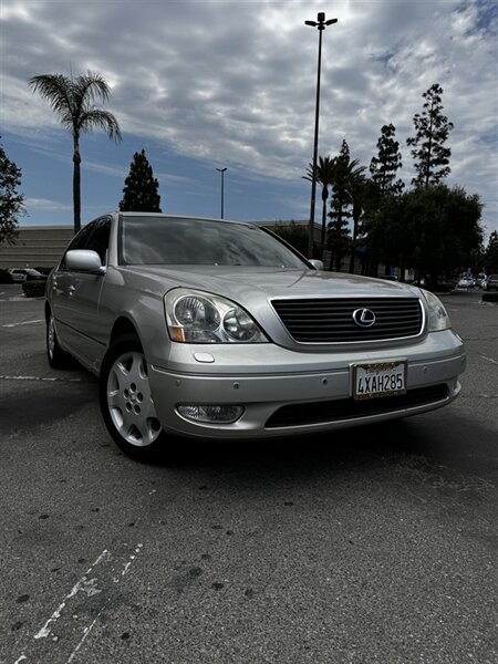 2002 Lexus LS 430  