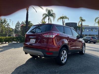 2016 Ford Escape SE   - Photo 3 - Anaheim, CA 92805