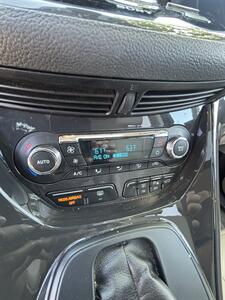 2015 Ford Escape Titanium   - Photo 13 - Riverside, CA 92505