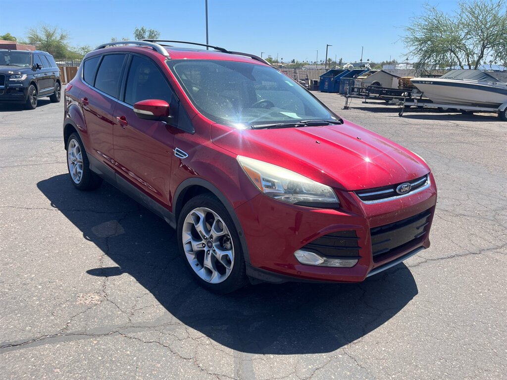 2015 Ford Escape Titanium's photo
