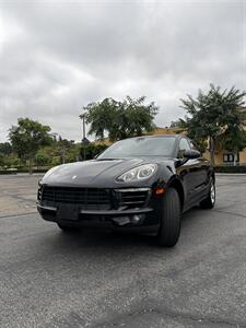2018 Porsche Macan   - Photo 2 - Riverside, CA 92505