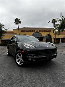 2018 Porsche Macan   - Photo 1 - Riverside, CA 92505