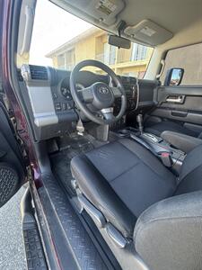 2007 Toyota FJ Cruiser   - Photo 5 - Riverside, CA 92505
