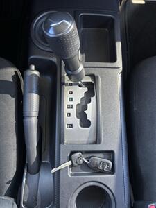 2007 Toyota FJ Cruiser   - Photo 10 - Riverside, CA 92505