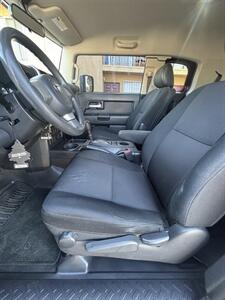 2007 Toyota FJ Cruiser   - Photo 6 - Riverside, CA 92505