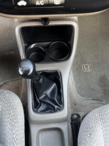 2000 Honda Civic LX   - Photo 10 - Riverside, CA 92505