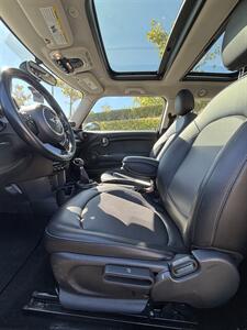 2015 MINI Cooper 3-door   - Photo 6 - Riverside, CA 92505