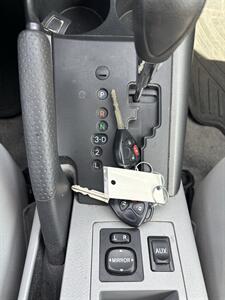 2009 Toyota RAV4   - Photo 14 - Riverside, CA 92505
