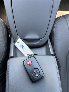 2011 Toyota Prius Four   - Photo 14 - Riverside, CA 92505