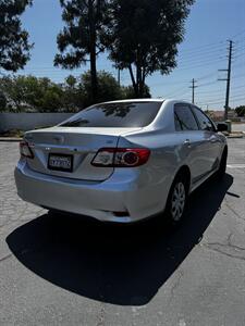 2011 Toyota Corolla LE   - Photo 4 - Riverside, CA 92505