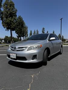 2011 Toyota Corolla LE   - Photo 2 - Riverside, CA 92505